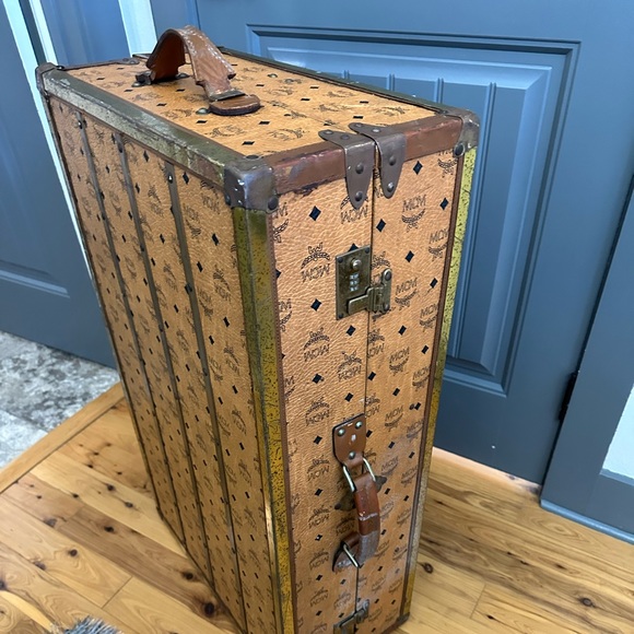 Custom Order Mcm Trunk RARE - Picture 7 of 9